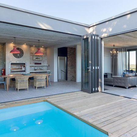 Hotel The Quarter Deck Kenton on Sea Exterior foto